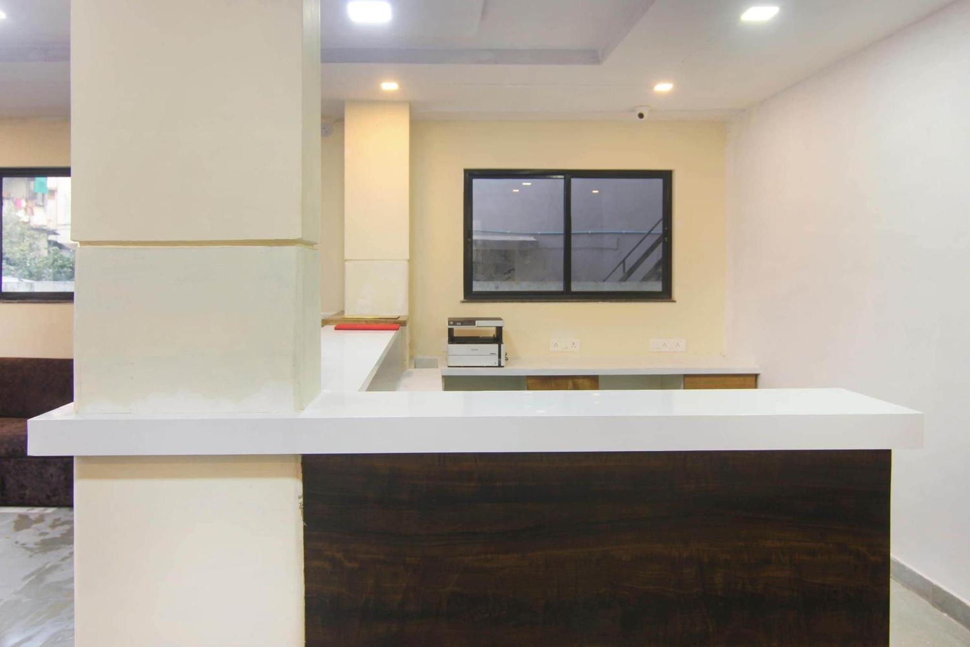 Hotel O Villa 31 Akot Екстер'єр фото